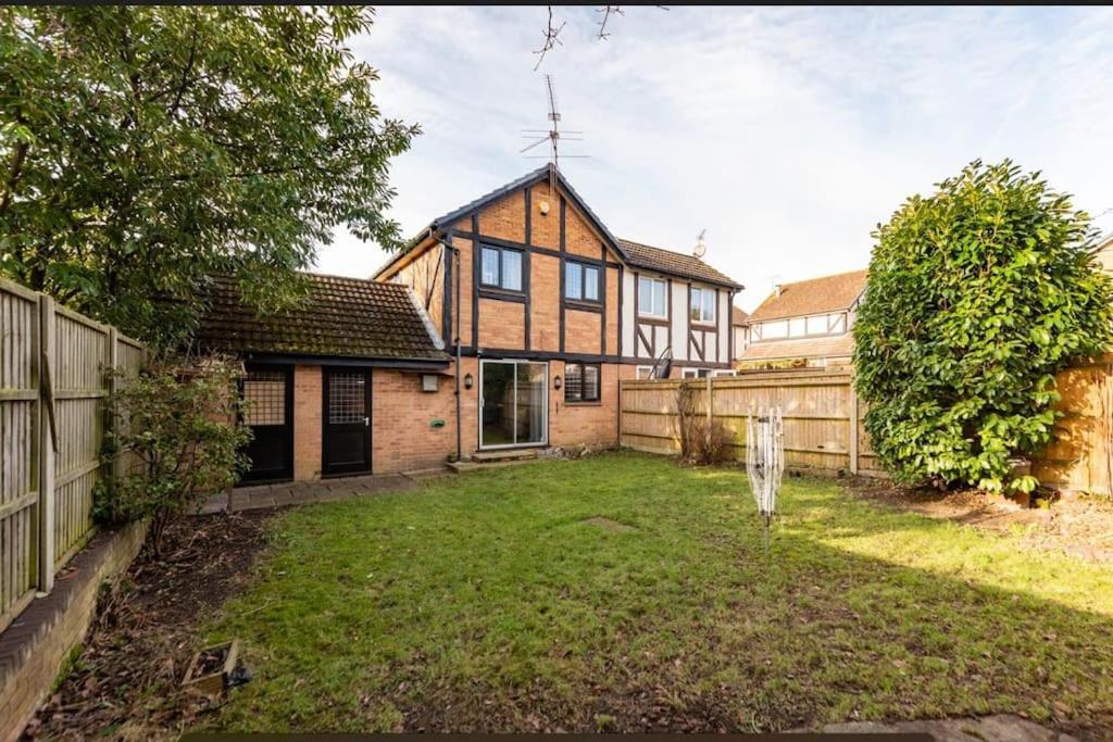 Ratby House - Spacious 3 Bed With Garden & Parking Earley Exterior foto