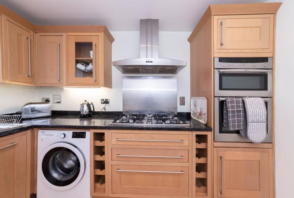 Ratby House - Spacious 3 Bed With Garden & Parking Earley Exterior foto