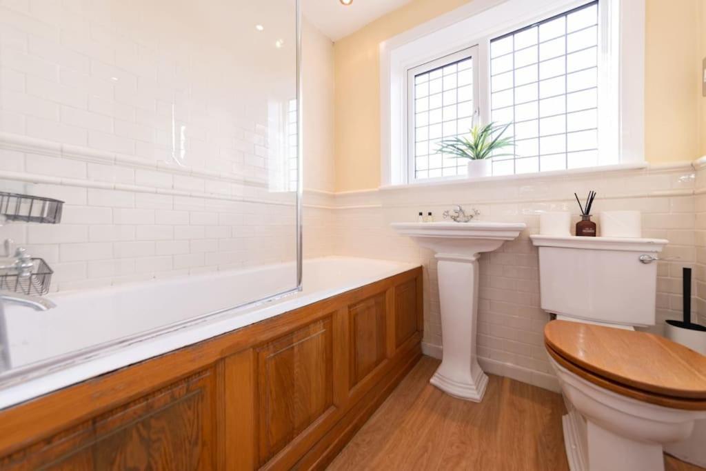 Ratby House - Spacious 3 Bed With Garden & Parking Earley Exterior foto