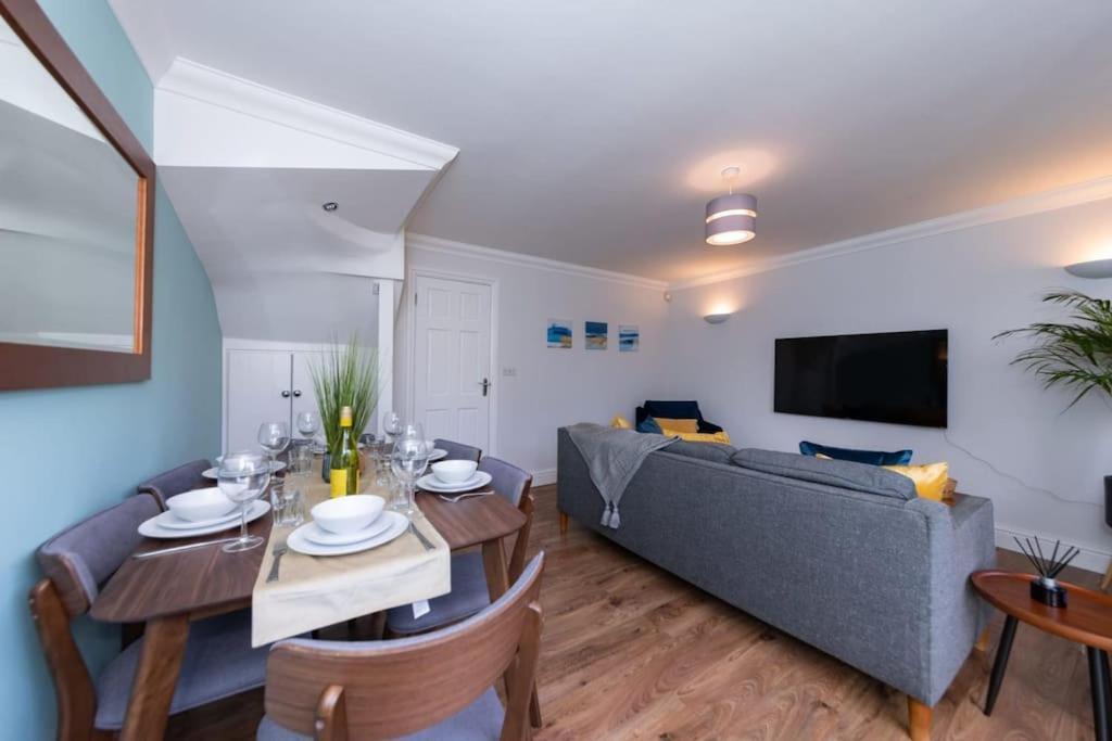 Ratby House - Spacious 3 Bed With Garden & Parking Earley Exterior foto